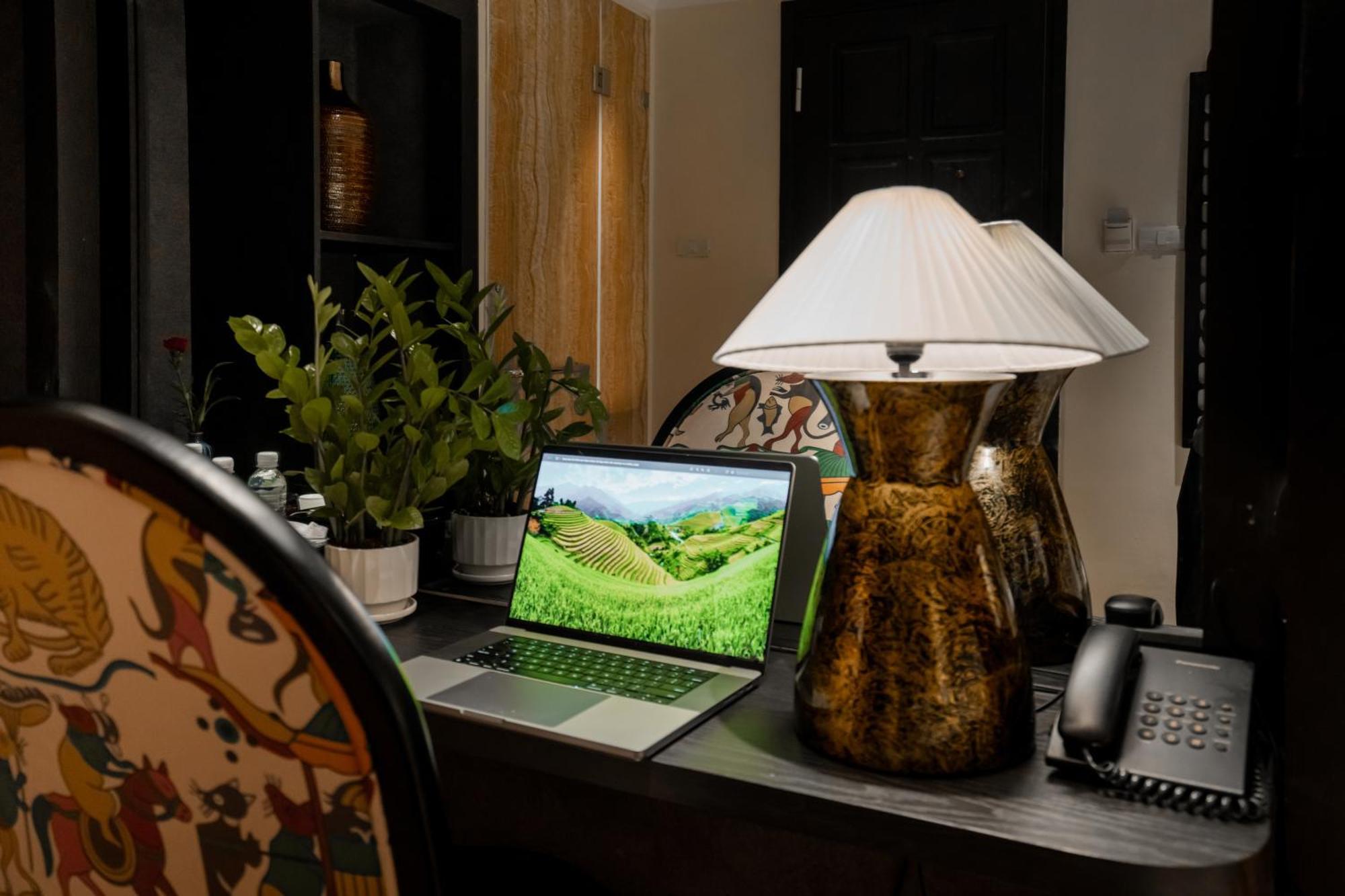 Hanoi Center Silk Classic Hotel & Travel Bagian luar foto