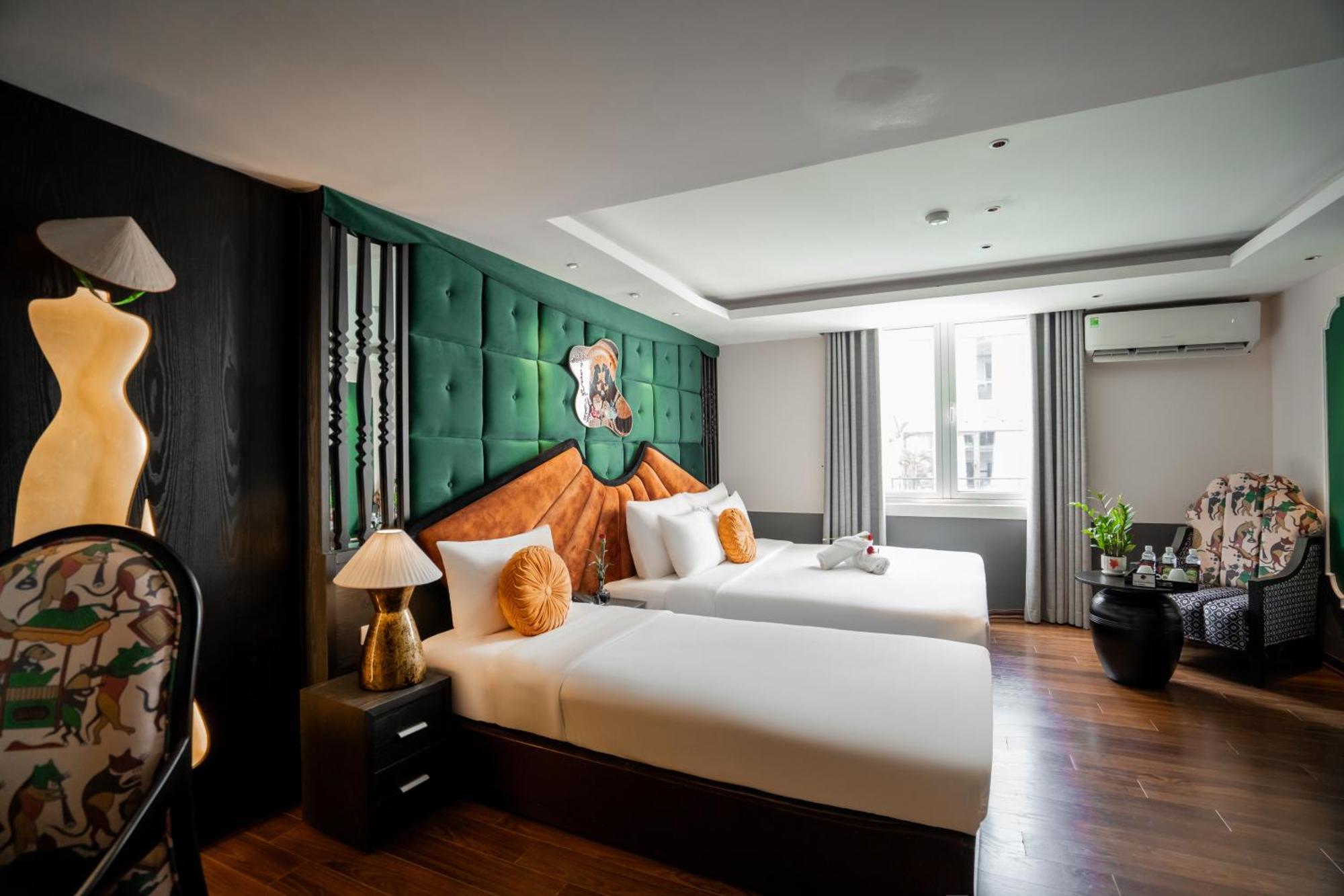 Hanoi Center Silk Classic Hotel & Travel Bagian luar foto