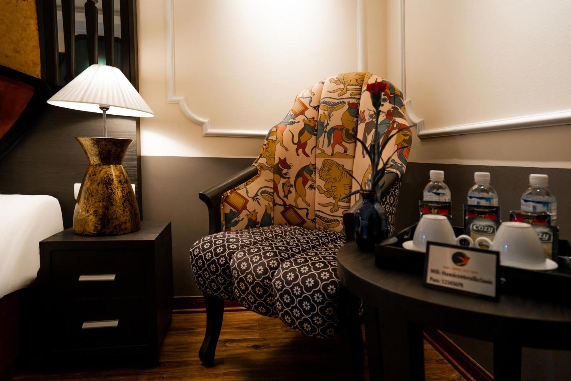 Hanoi Center Silk Classic Hotel & Travel Bagian luar foto