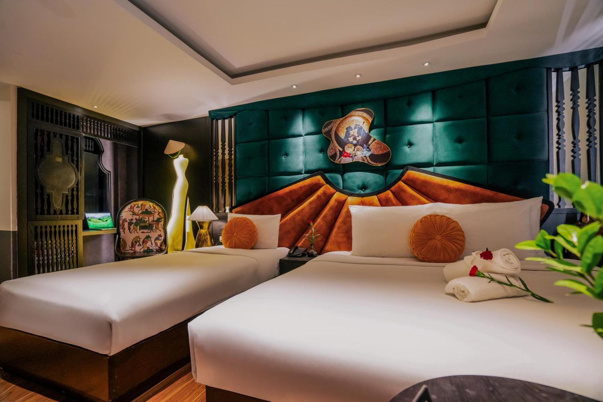 Hanoi Center Silk Classic Hotel & Travel Bagian luar foto