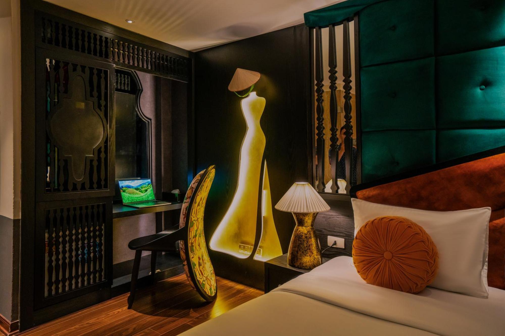 Hanoi Center Silk Classic Hotel & Travel Bagian luar foto