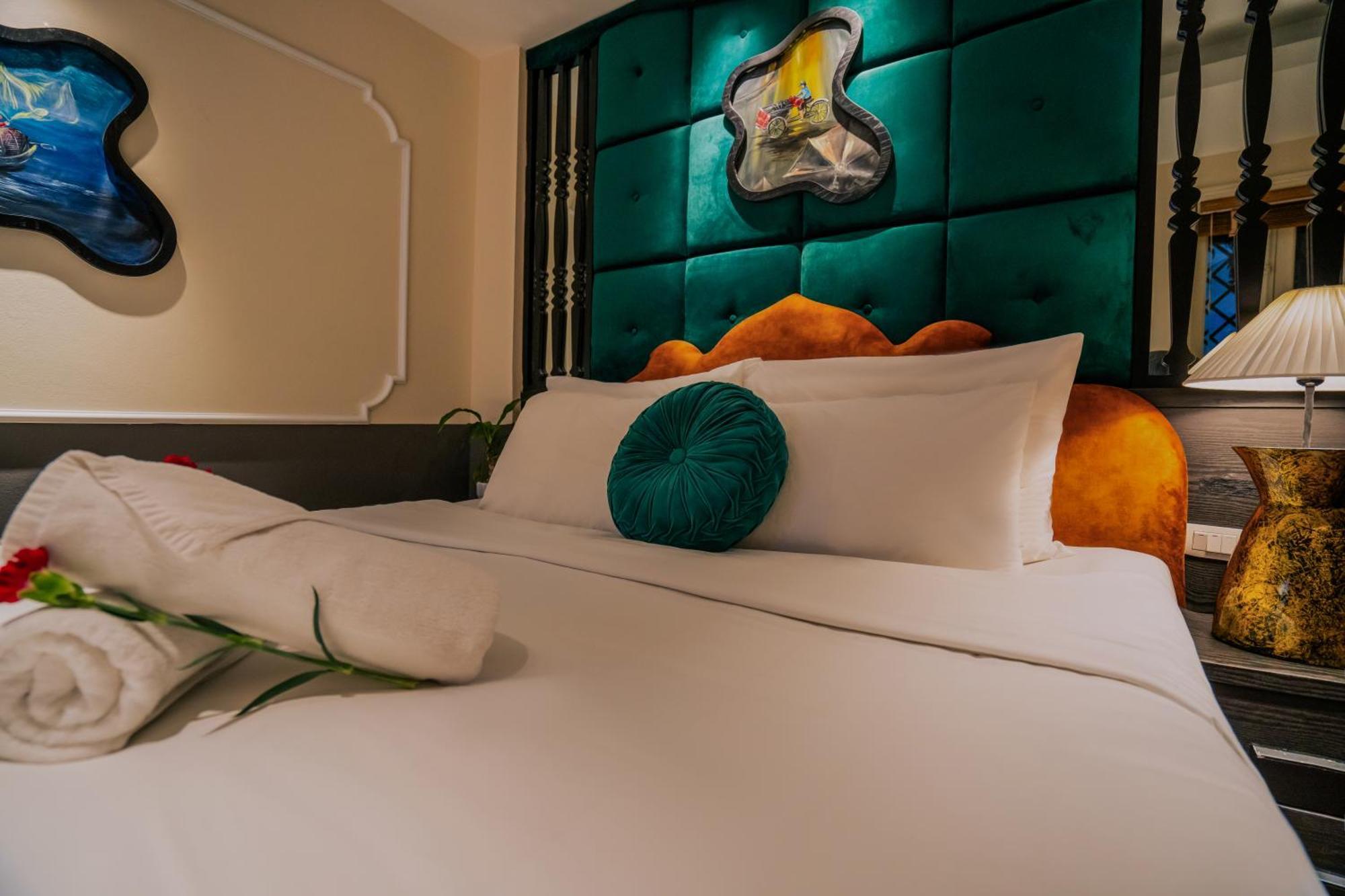 Hanoi Center Silk Classic Hotel & Travel Bagian luar foto