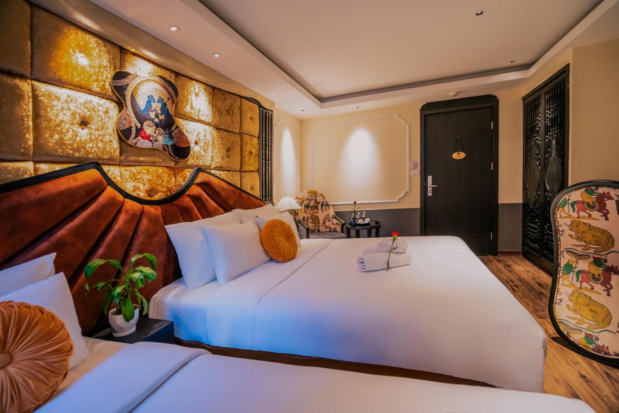Hanoi Center Silk Classic Hotel & Travel Bagian luar foto