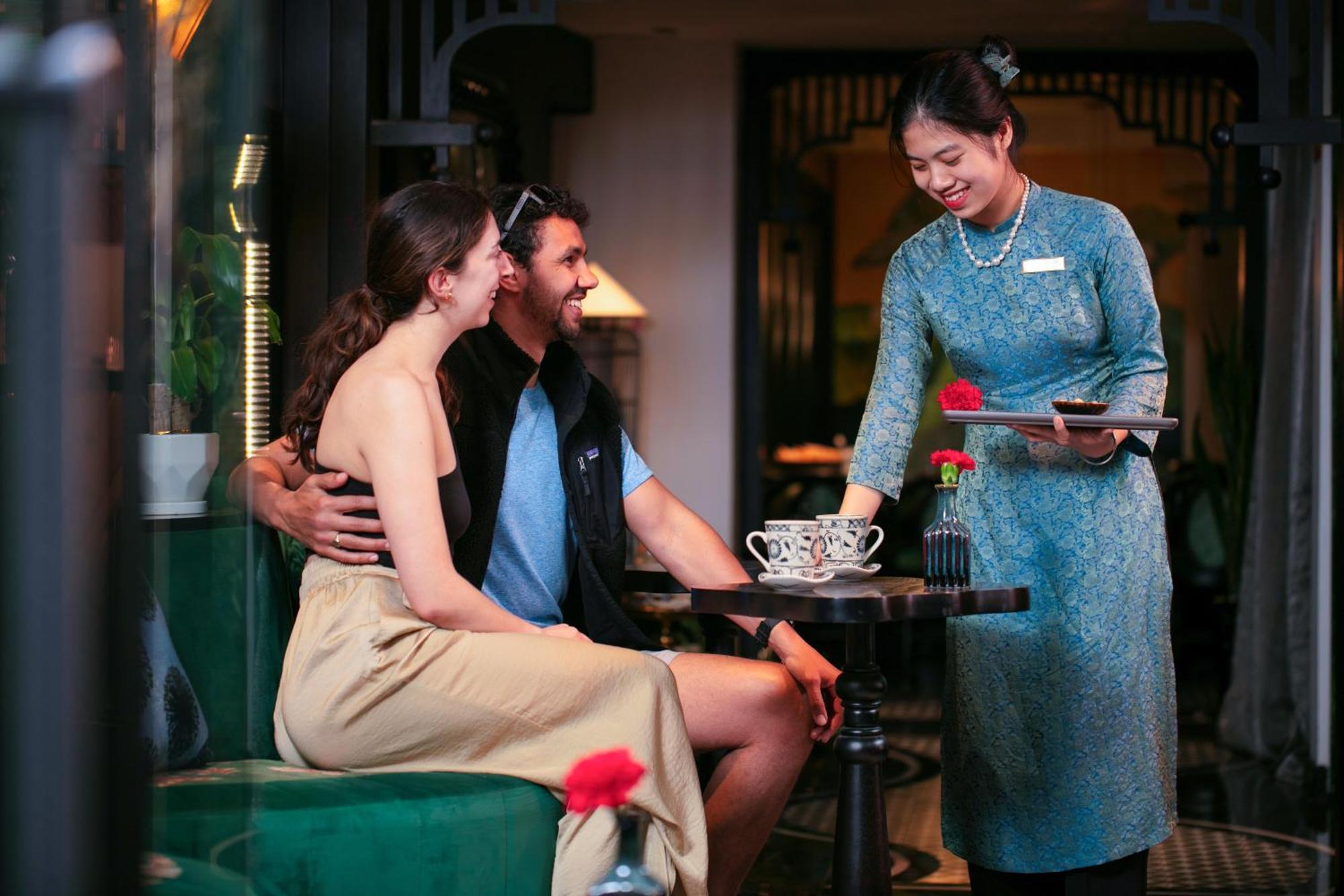 Hanoi Center Silk Classic Hotel & Travel Bagian luar foto