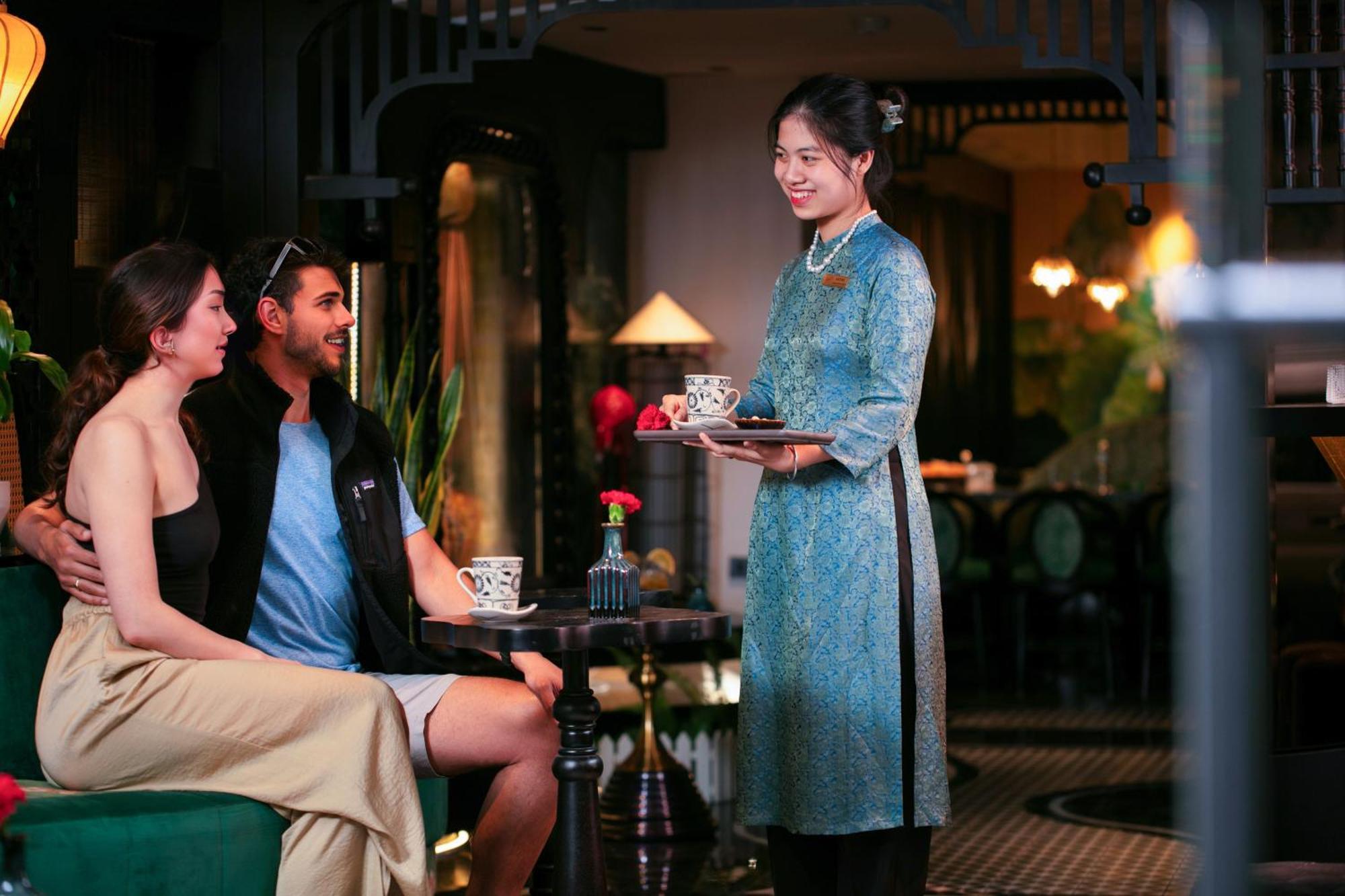 Hanoi Center Silk Classic Hotel & Travel Bagian luar foto