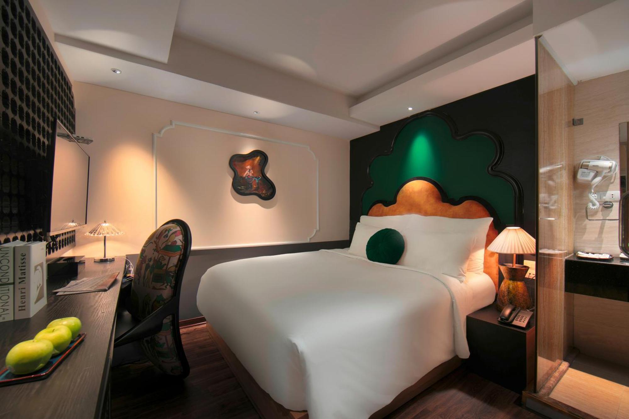 Hanoi Center Silk Classic Hotel & Travel Bagian luar foto